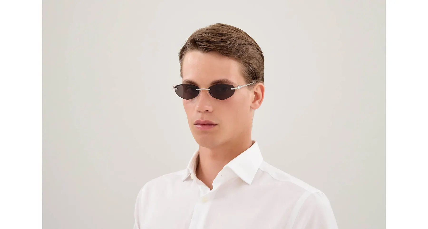 Cartier CT0675S sunčane naočare, boja Platinum/Grey, na licu