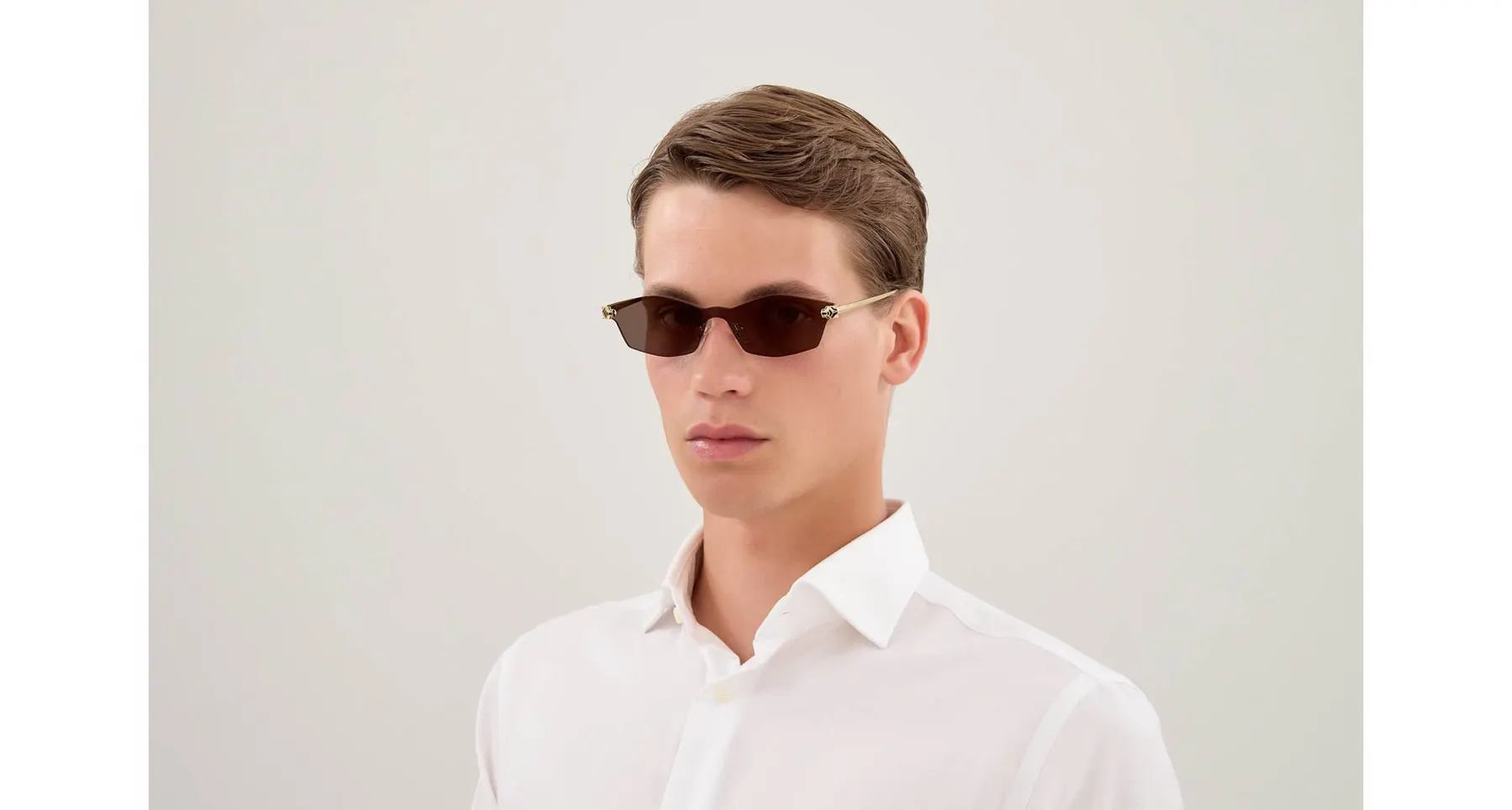 Cartier Panthère de Cartier CT0678S sunčane naočare, boja Gold/Grey, na licu