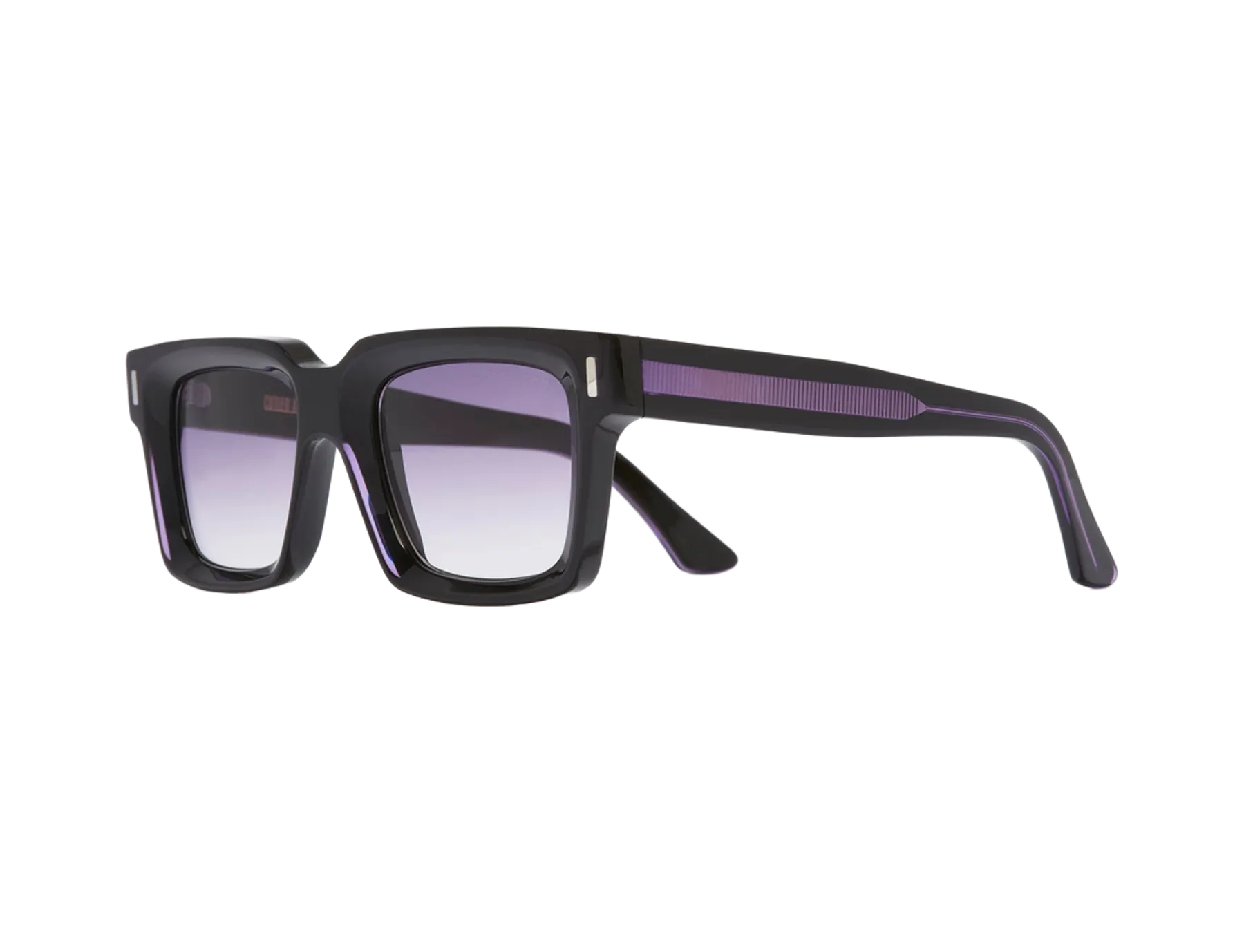 Cutler and Gross 1386 sunčane naočare, boja Purple on Black, pogled iz ugla