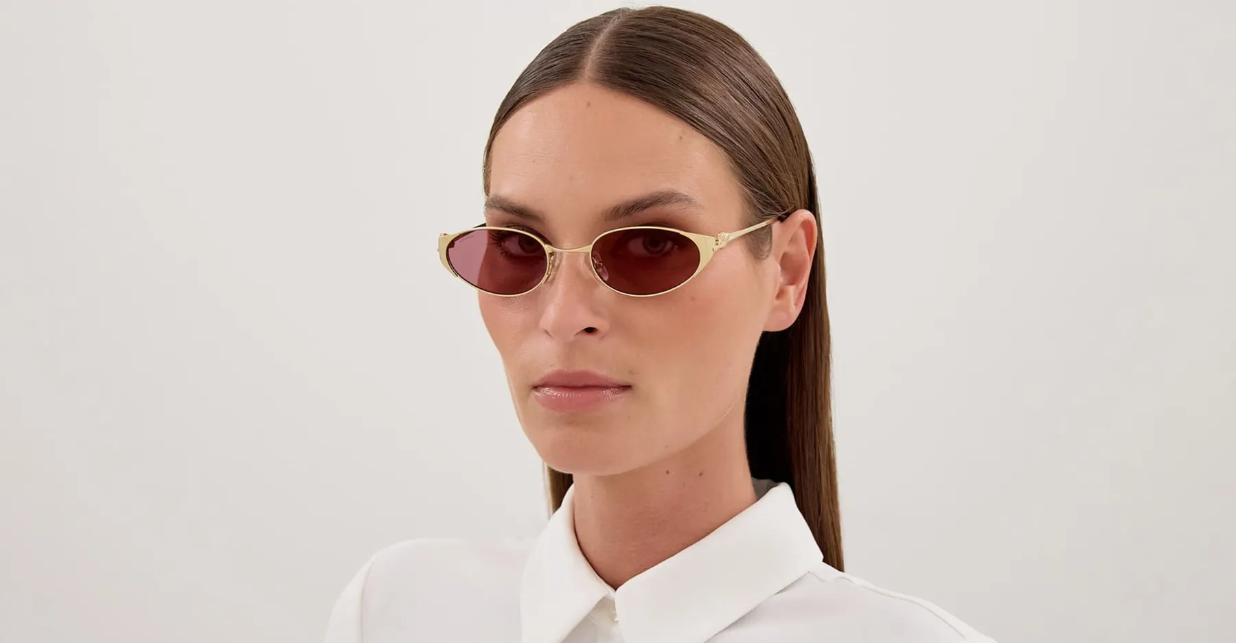 Cartier Panthère de Cartier CT0630S sunčane naočare, boja Gold/Violet, na licu