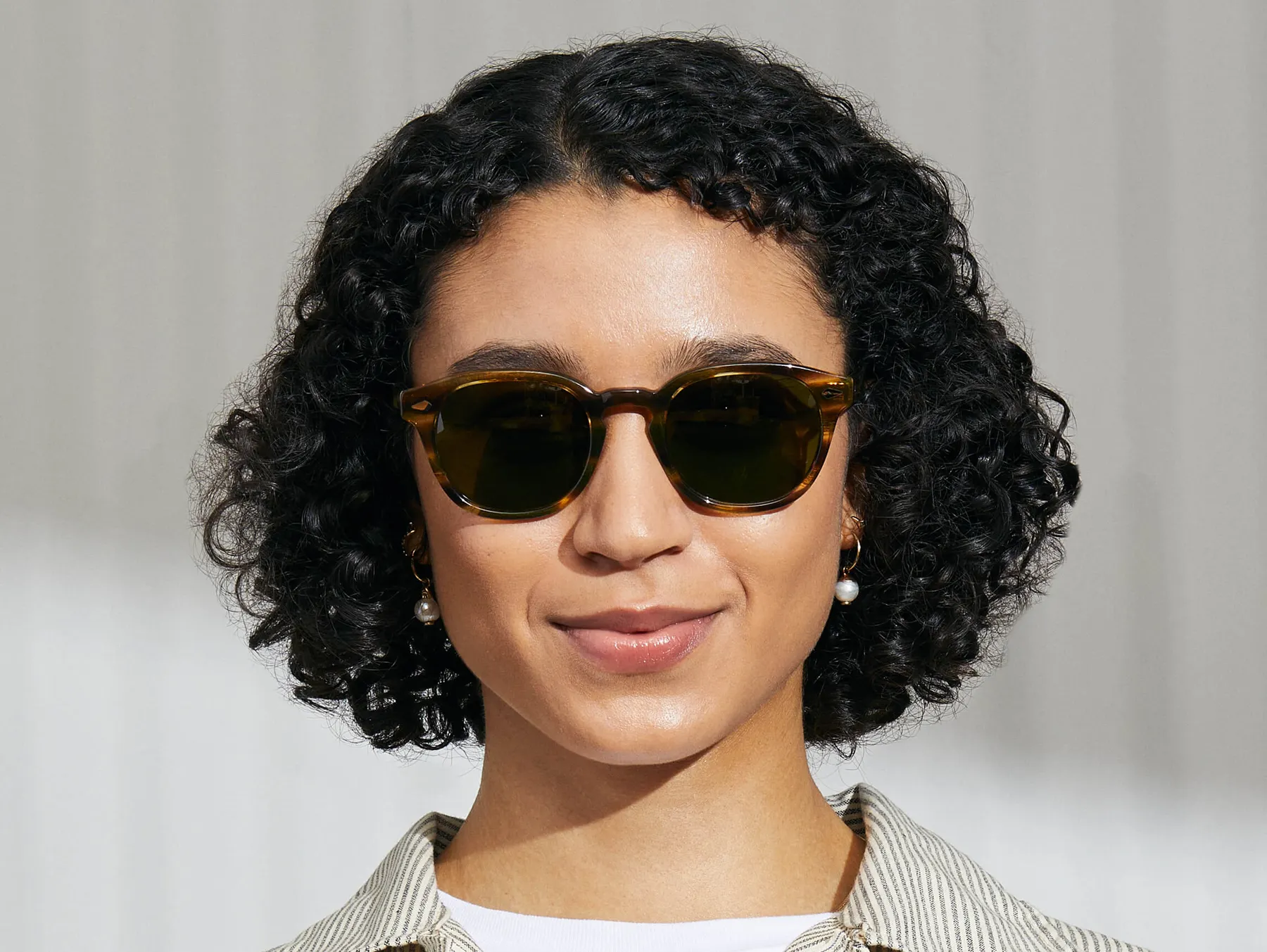 Moscot Lemtosh Sun sunčane naočare, boja Bamboo, staklo Calibar Green, na licu