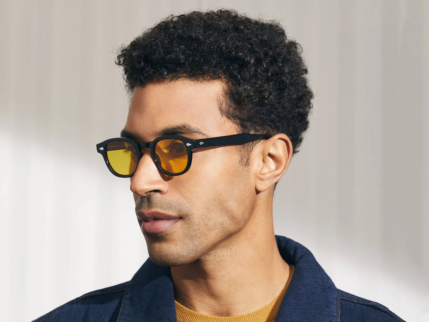 Moscot Lemtosh Sun sunčane naočare, boja Black, staklo Mellow Yellow, na licu